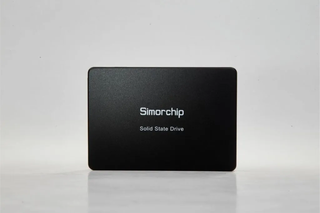Simorchip 256GB SATA III 2.5" SSD
