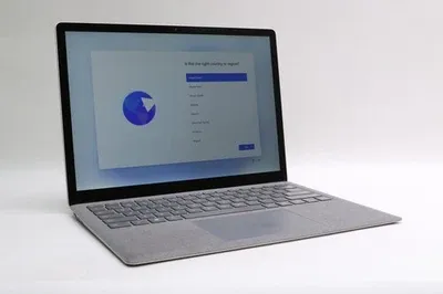 Microsoft Surface Laptop 4 i7-11th/16/512/Win
