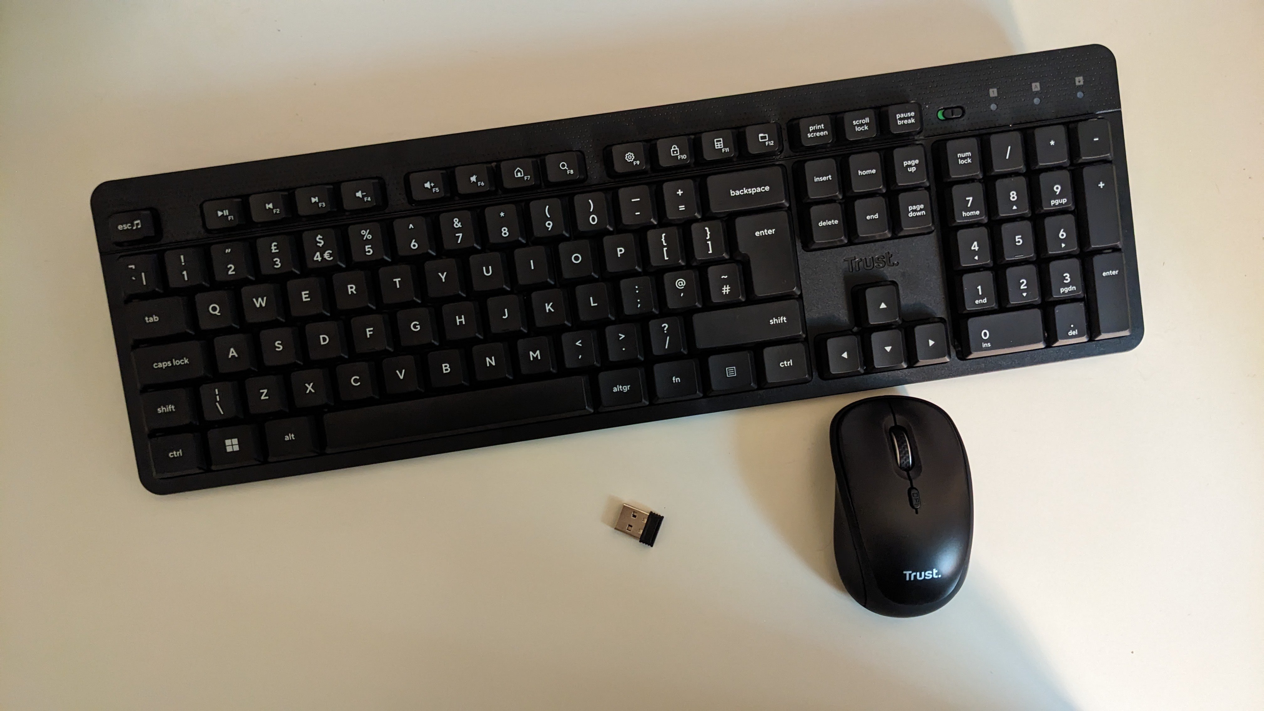 Trust Keyboard and Mouse Wireless
