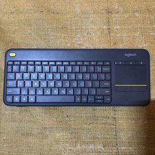 Logitech K400 Plus Touch Pad and Keyboard