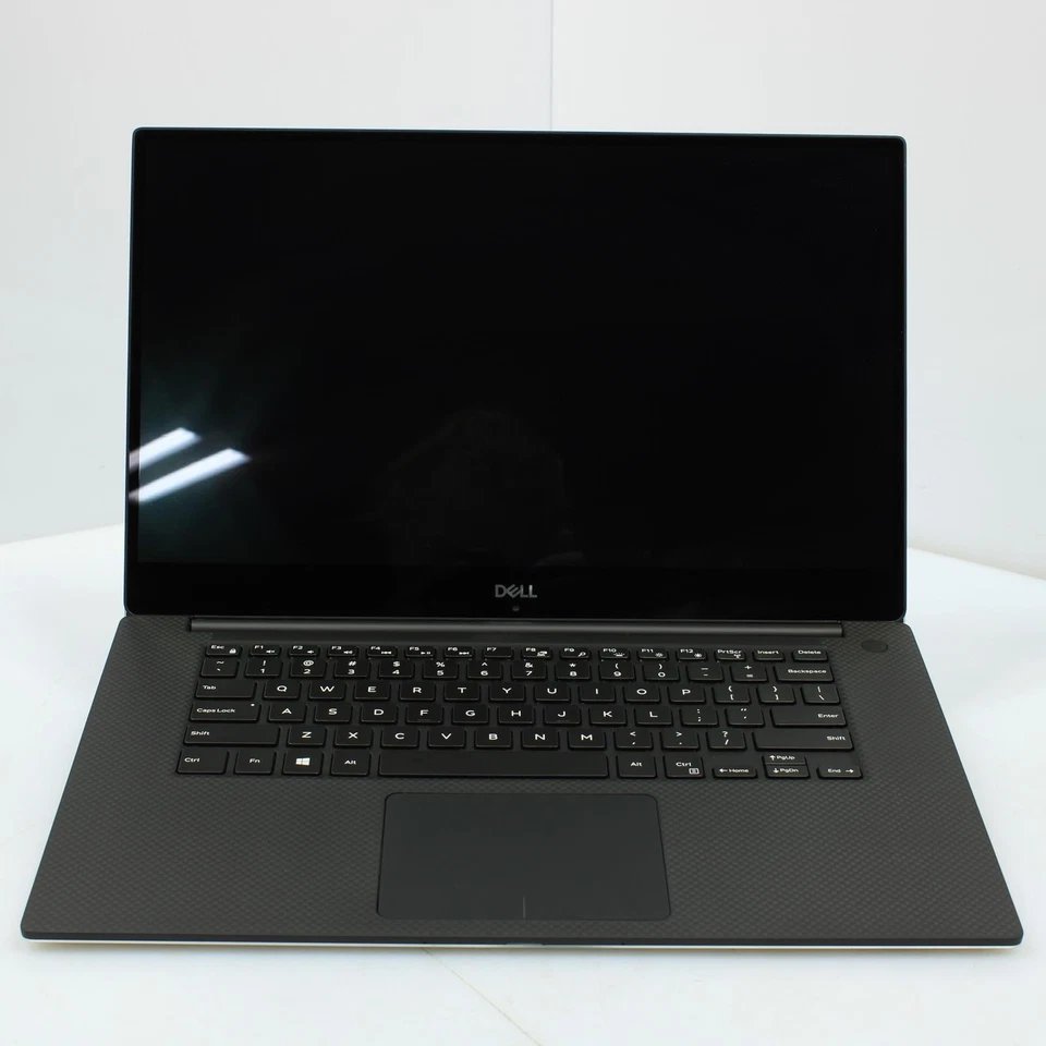 Dell Precision 5530 i9HK-8th/32/512/4K-Touch/P2000-4/Win