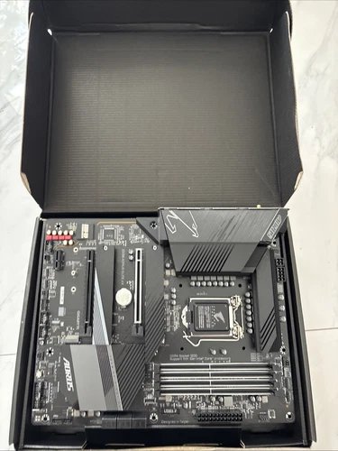 Gigabyte Z590 Aorus Elite