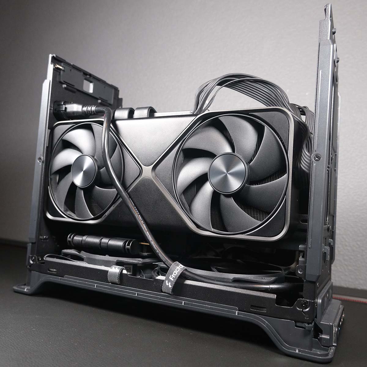 Gaming PC — Core Ultra 9 285K · 128GB DDR5 RAM · RTX 5090 OC 32GB · 2TB NVMe SSD