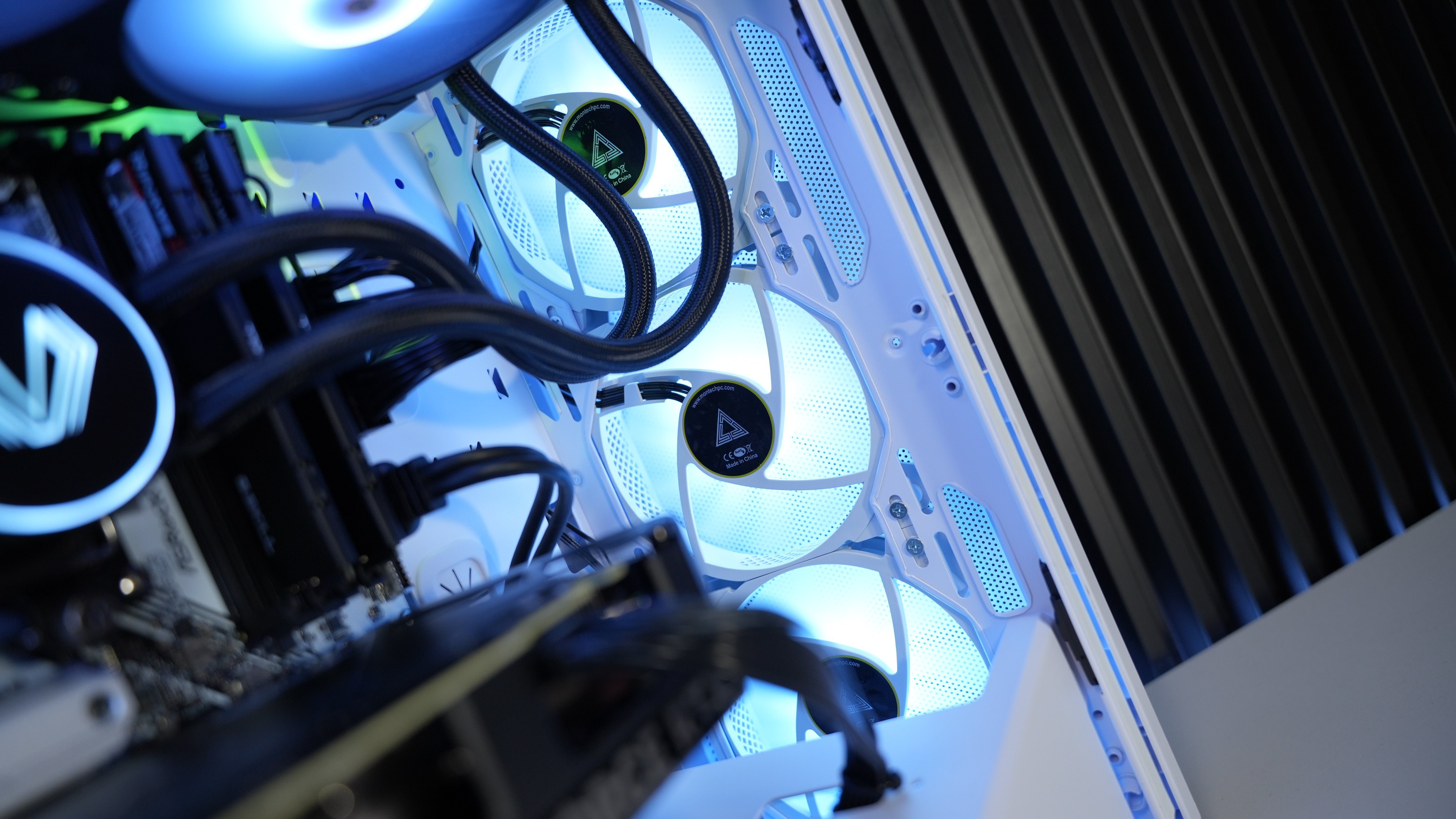 Gaming PC — Ryzen 7 7800X3D · 16GB DDR5 RAM · RTX 4070 SUPER 12GB · 1TB NVMe SSD
